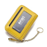 Porte carte bancaire sécurisé en cuir jaune.