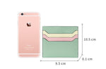 Le produit est posé à côté d'un IPhone et avec des traits qui indiquent les dimensions du produit.