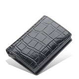 Porte carte pour homme en cuir crocodile noir.